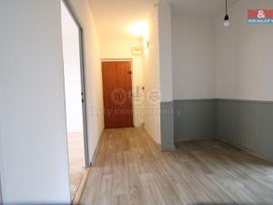 Pronájem bytu 2+1, Orlová - Lutyně, Masarykova třída, 62 m2