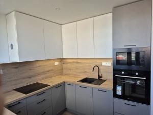 Pronájem bytu 3+1, Karlovy Vary, Dvořákova, 73 m2