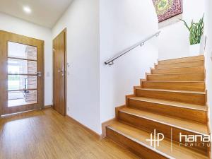 Prodej rodinného domu, Hlušovice, Jezerní, 236 m2