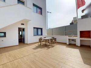Prodej bytu 3+kk, Torrevieja, Španělsko, 100 m2