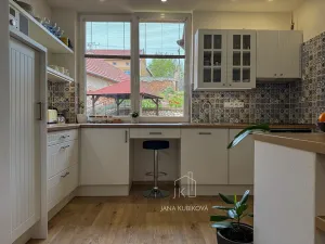 Prodej rodinného domu, Šardice, 270 m2