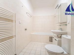 Pronájem bytu 1+kk, Praha - Horní Měcholupy, Padovská, 38 m2