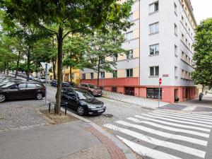 Pronájem bytu 1+kk, Praha - Vinohrady, Šrobárova, 28 m2