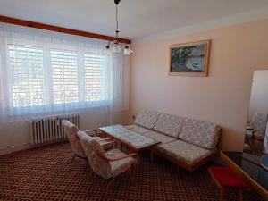 Prodej bytu 3+1, Borek, Družstevní, 73 m2