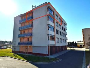 Prodej bytu 3+1, Borek, Družstevní, 73 m2