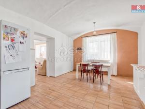 Prodej rodinného domu, Pazderna, 244 m2