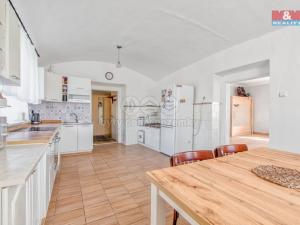 Prodej rodinného domu, Pazderna, 244 m2