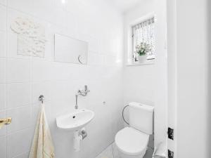 Prodej rodinného domu, Štítov, 242 m2