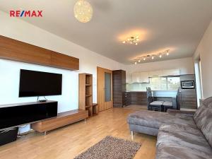 Pronájem bytu 3+kk, Praha - Hrdlořezy, V třešňovce, 106 m2