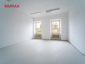 Pronájem kanceláře, Nymburk, Velké Valy, 250 m2