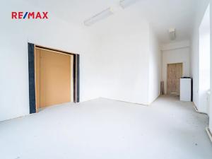 Pronájem kanceláře, Nymburk, Velké Valy, 250 m2