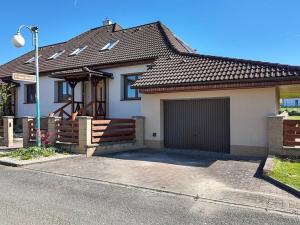 Prodej rodinného domu, Horní Jelení, K Dubu, 158 m2