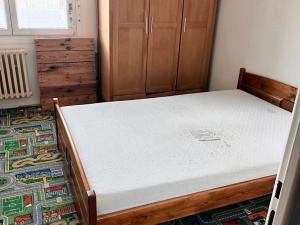 Pronájem bytu 4+1, Plzeň, Strážnická, 94 m2