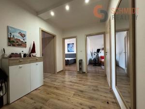 Prodej bytu 3+1, Valtice, Pod zámkem, 89 m2