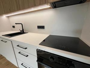 Pronájem bytu 2+kk, Praha - Modřany, Československého exilu, 58 m2