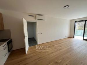 Pronájem bytu 2+kk, Praha - Modřany, Československého exilu, 58 m2
