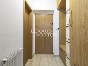 Prodej bytu 3+kk, Šestajovice, Revoluční, 65 m2