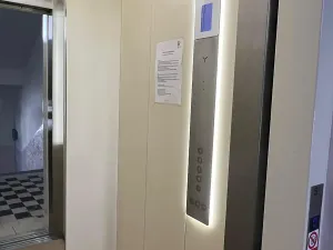 Prodej bytu 4+kk, Karlovy Vary, Poděbradská, 103 m2