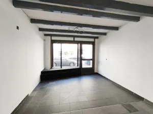 Pronájem obchodního prostoru, Hradec Králové, Karla Hynka Máchy, 87 m2