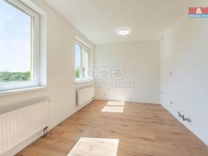 Prodej bytu 1+kk, Klecany, V Honech, 28 m2