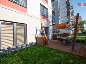 Pronájem bytu 3+kk, Pardubice - Zelené Předměstí, Pod Vinicí, 71 m2