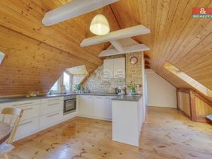 Prodej bytu 3+kk, Černošice, Komenského, 91 m2