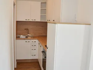 Pronájem bytu 2+kk, Praha - Krč, Zálesí, 43 m2