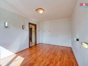 Prodej bytu 2+1, Horní Slavkov, Zahradní, 52 m2