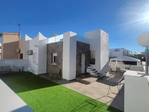 Prodej rodinného domu, Orihuela, Španělsko, Paseo Marítimo de Playa Flamenca, 85 m2