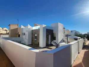 Prodej rodinného domu, Orihuela, Španělsko, Paseo Marítimo de Playa Flamenca, 85 m2