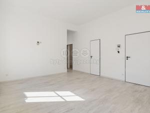 Prodej činžovního domu, Lochovice, 409 m2