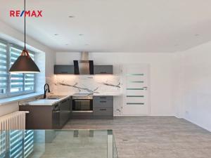 Pronájem kanceláře, Líbeznice, Mělnická, 110 m2