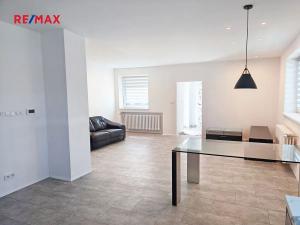 Pronájem kanceláře, Líbeznice, Mělnická, 110 m2