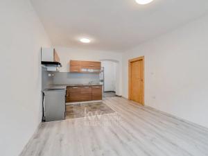 Pronájem bytu 2+kk, Cheb, 50 m2