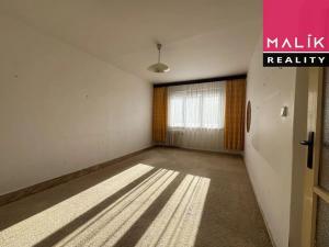 Prodej bytu 2+1, Ostrov, Masarykova, 70 m2
