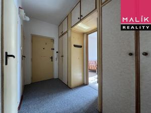 Prodej bytu 2+1, Ostrov, Masarykova, 70 m2