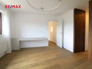 Prodej rodinného domu, Vrané nad Vltavou, Modřínová, 170 m2