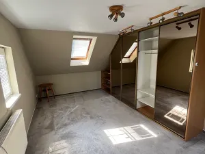 Prodej rodinného domu, Praha - Kolovraty, K vrbě, 147 m2