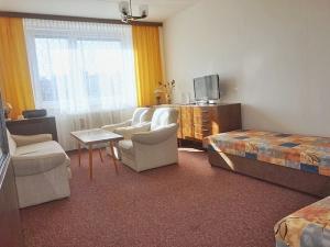 Pronájem bytu 1+1, Brno - Řečkovice, Horácké náměstí, 44 m2