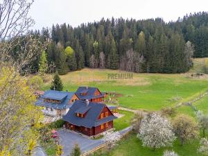 Prodej chalupy, Velké Karlovice, 180 m2