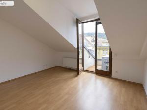 Pronájem bytu 2+kk, Praha - Smíchov, Štefánikova, 55 m2