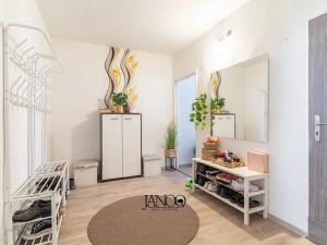 Prodej bytu 3+1, Hodonín, Národní třída, 69 m2