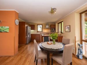 Prodej rodinného domu, Kunětice, 152 m2