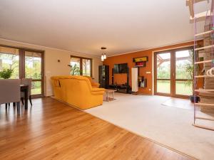 Prodej rodinného domu, Kunětice, 152 m2