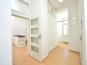 Pronájem bytu 3+kk, Praha - Nusle, Oldřichova, 81 m2
