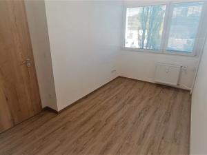 Pronájem bytu 3+1, Náchod, Jugoslávská, 56 m2