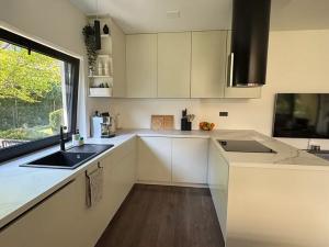 Prodej bytu 3+kk, Brno, Útěchovská, 102 m2