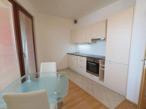 Pronájem bytu 1+kk, Praha - Stodůlky, Nad Dalejským údolím, 38 m2