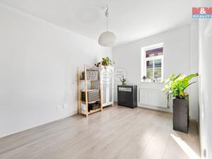 Prodej bytu 3+1, Ústí nad Labem - Střekov, Varšavská, 85 m2