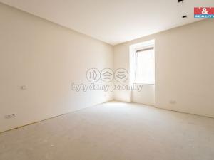 Prodej bytu 2+kk, Lomnice, Tišnovská, 71 m2